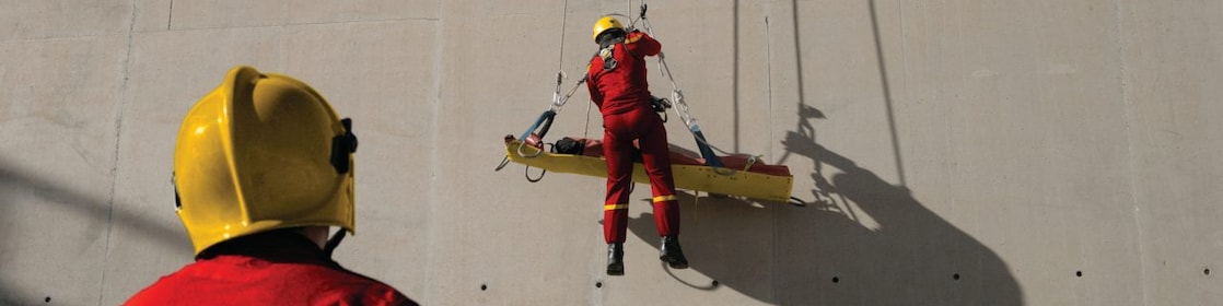 Diễn tập cứu hộ HSSE tại một nhà máy lọc dầu