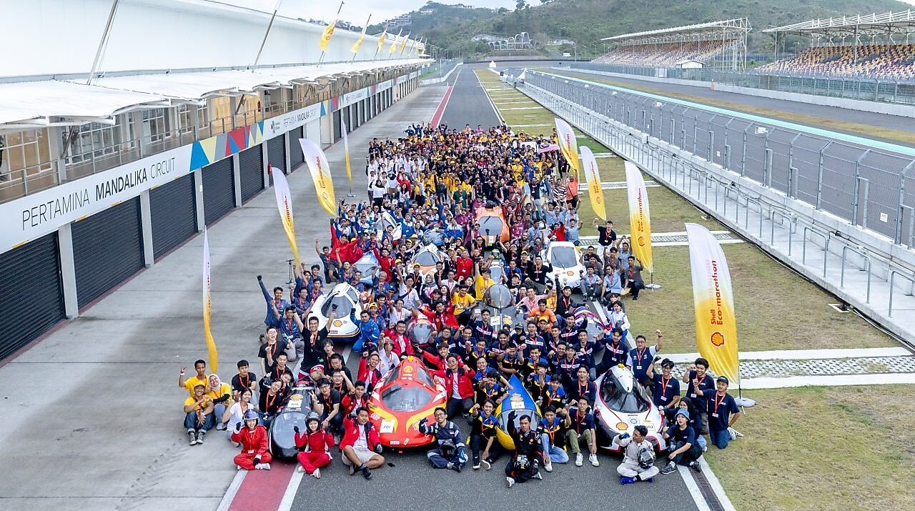 Những người tham gia SEM tại trường đua Mandalika Circuit, Indonesia